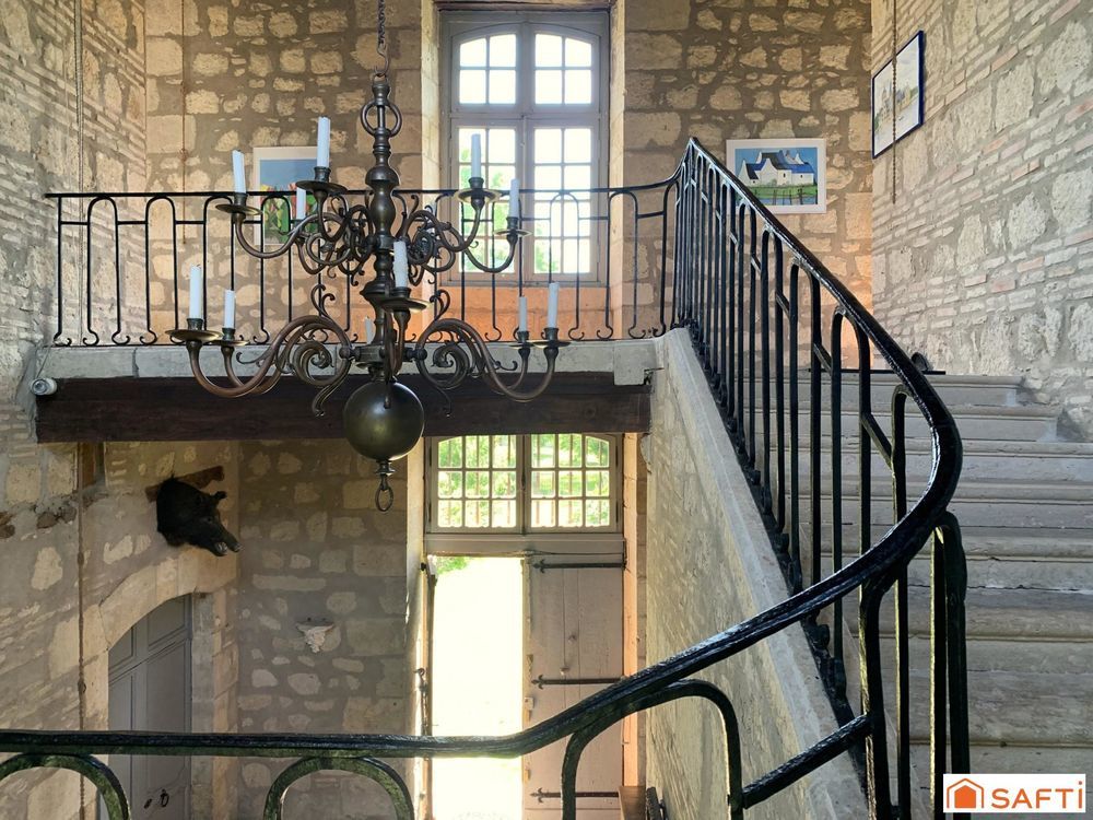 � vendre  Propri�t�/ch�teau Mauroux (32380)