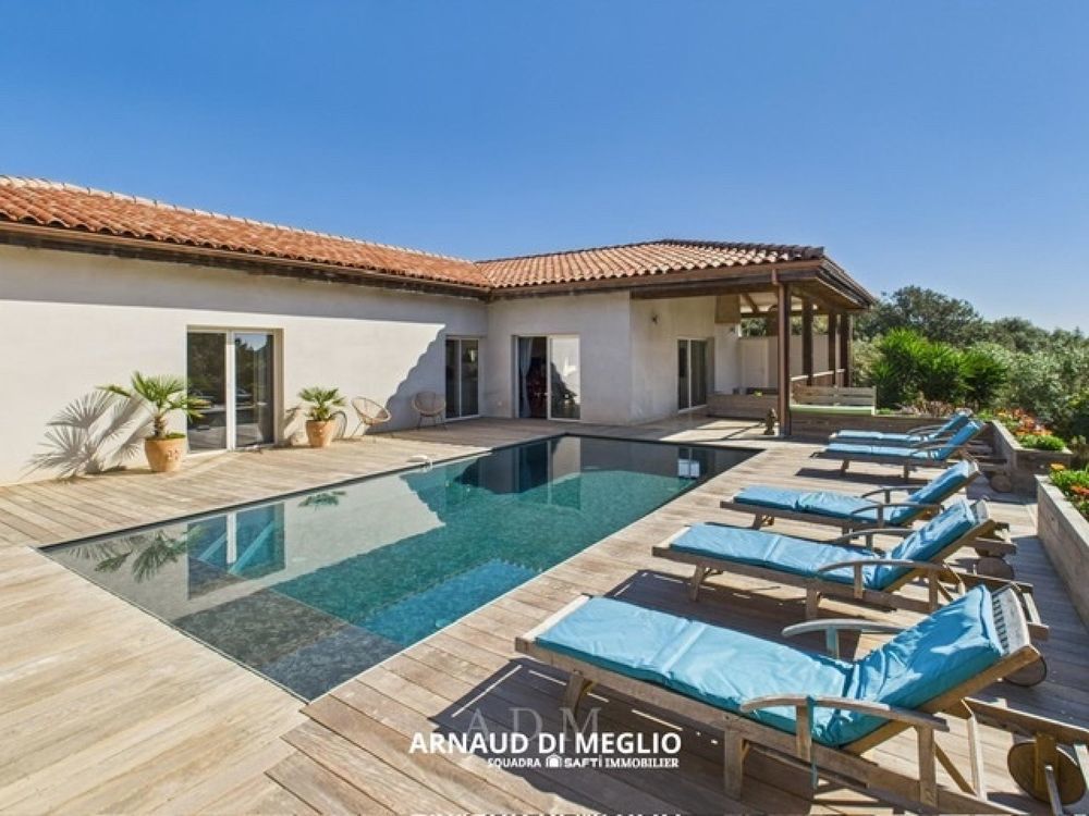 � vendre  Maison Bonifacio (20169)