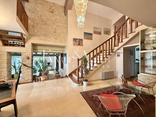  Maison � vendre 10 pi�ces 290 m�