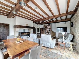  Maison � vendre 5 pi�ces 234 m�