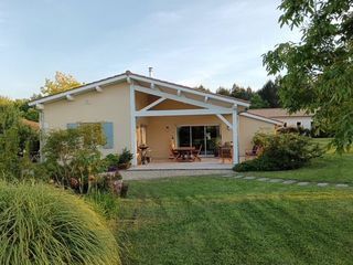  Maison � vendre 6 pi�ces 220 m�