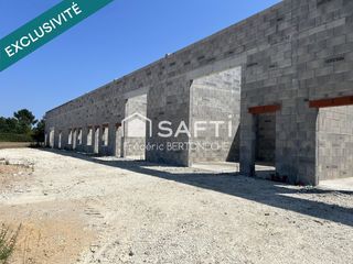  Immeuble � vendre 900 m�