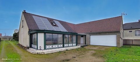   Grand pavillon avec 4 chambres et v�randa lumineuse de 25m2, extension avec double garage. Maison - 6 pi�ce(s) - 144 m�