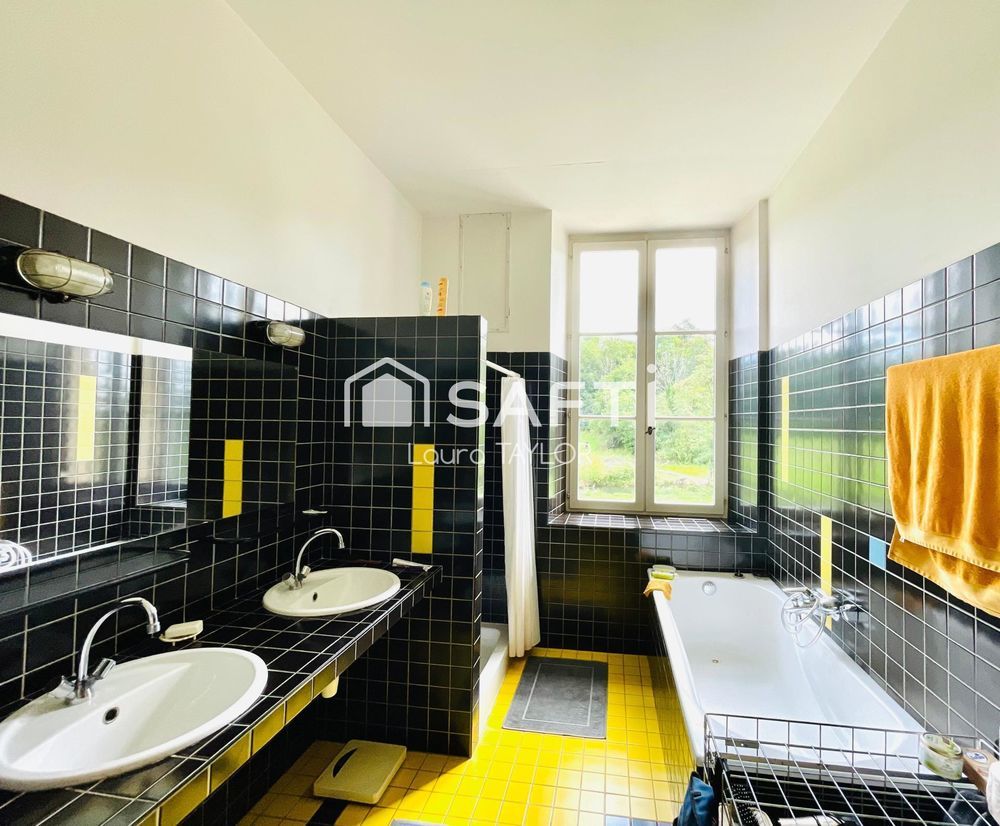 � vendre  Propri�t�/ch�teau Faverolles (52260)