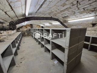  Immeuble � vendre 308 m�