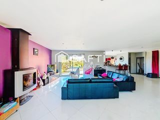  Maison � vendre 6 pi�ces 166 m�