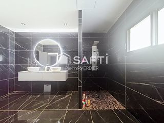  Maison � vendre 15 + pi�ces 584 m�