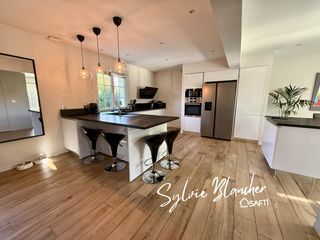  Maison � vendre 7 pi�ces 197 m�