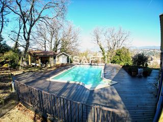  Maison � vendre 8 pi�ces 224 m�