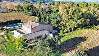  Maison � vendre 9 pi�ces 274 m�