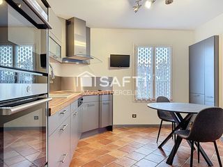  Maison � vendre 5 pi�ces 165 m�