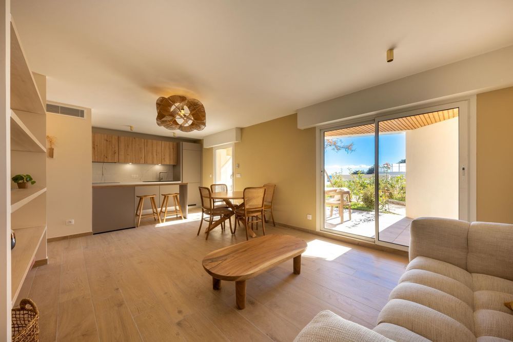 � vendre  Appartement Saint-Rapha�l (83700)