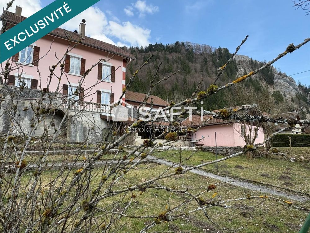 � vendre  Maison La Cluse-et-Mijoux (25300)