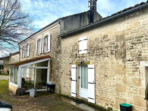   Ancien corps de ferme - Maison 190m2 - 5 chambres et b�timents Maison - 7 pi�ce(s) - 190 m�