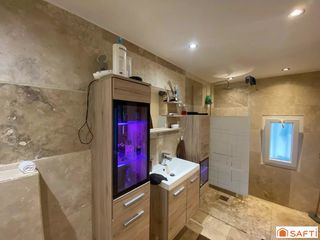  Maison � vendre 8 pi�ces 205 m�