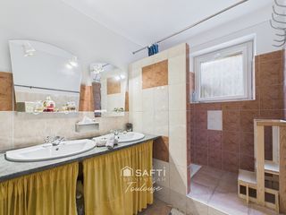  Maison � vendre 8 pi�ces 274 m�