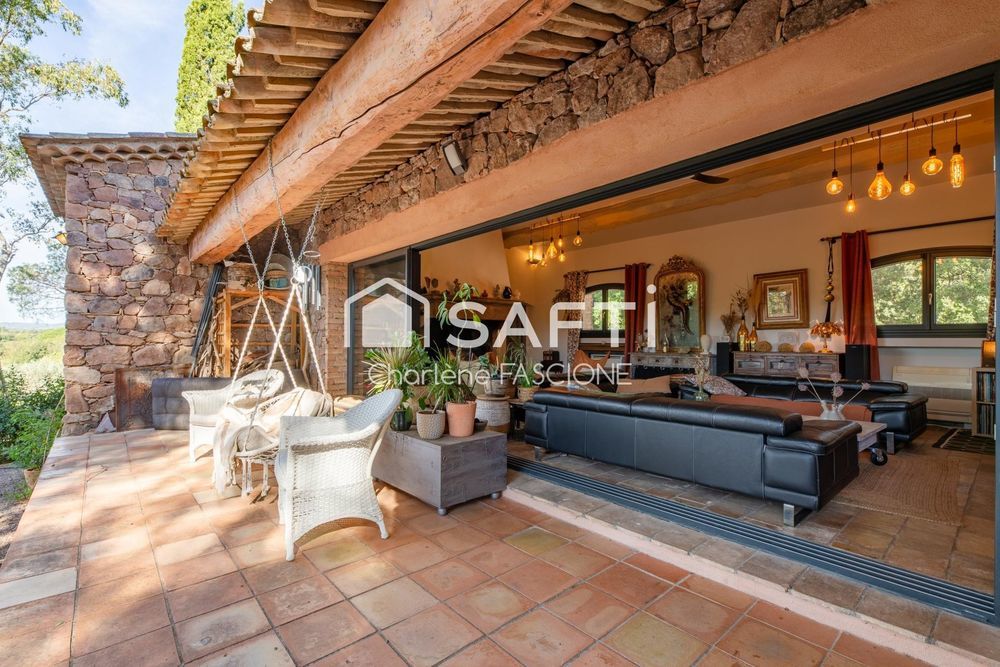 � vendre  Maison Roquebrune-sur-Argens (83520)