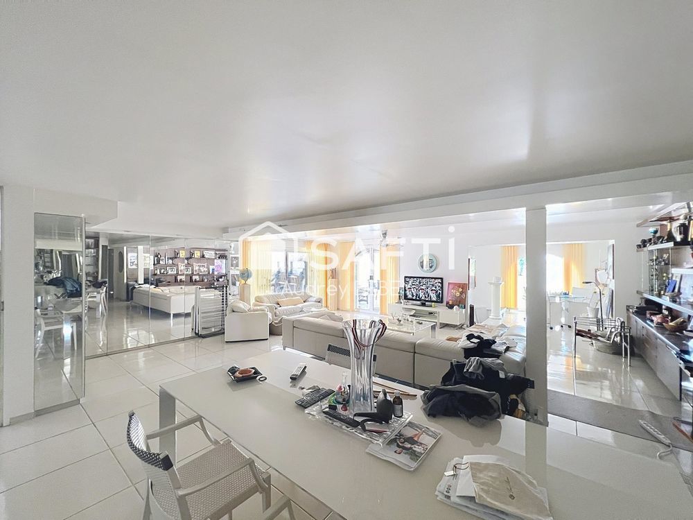 � vendre  Maison Sanary-sur-Mer (83110)