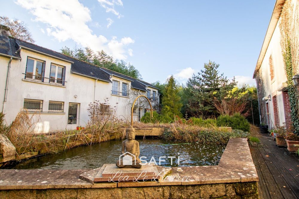 � vendre  Propri�t�/ch�teau Pluguffan (29700)