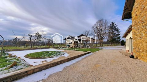   MAISON DE CARACTERE DE PLEIN PIEDS Maison - 9 pi�ce(s) - 200 m�