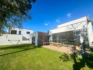  Maison � vendre 7 pi�ces 210 m�