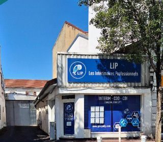  Immeuble � vendre 230 m�