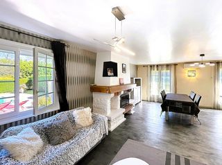  Maison � vendre 9 pi�ces 230 m�