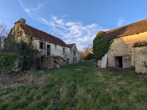   Ancienne ferme avec d�pendances et hangar � secteur Limogne-en-Quercy Maison - 3 pi�ce(s) - 180 m�