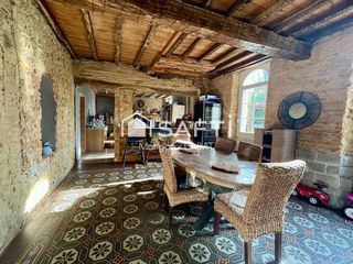  Maison � vendre 10 pi�ces 380 m�