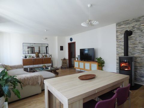   Maison + grange Maison - 5 pi�ce(s) - 135 m�