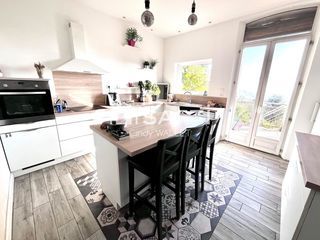  Maison � vendre 8 pi�ces 227 m�