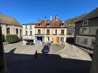  Immeuble � vendre 481 m�