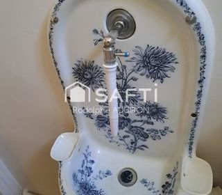  Maison � vendre 10 pi�ces 304 m�