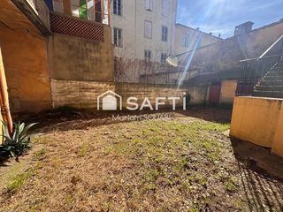  Immeuble � vendre 750 m�