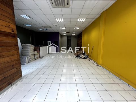 &Agrave; louer � Local commercial de 156 m&sup2; � Z.I de Champigny, Ducos 3639 97224 Ducos