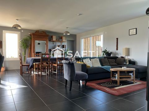   Maison T5 ossature bois sur terrain de 2500m� Maison - 5 pi�ce(s) - 136 m�