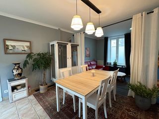  Maison � vendre 9 pi�ces 214 m�