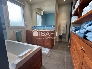  Maison � vendre 8 pi�ces 242 m�