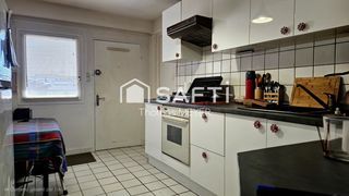  Immeuble � vendre 140 m�