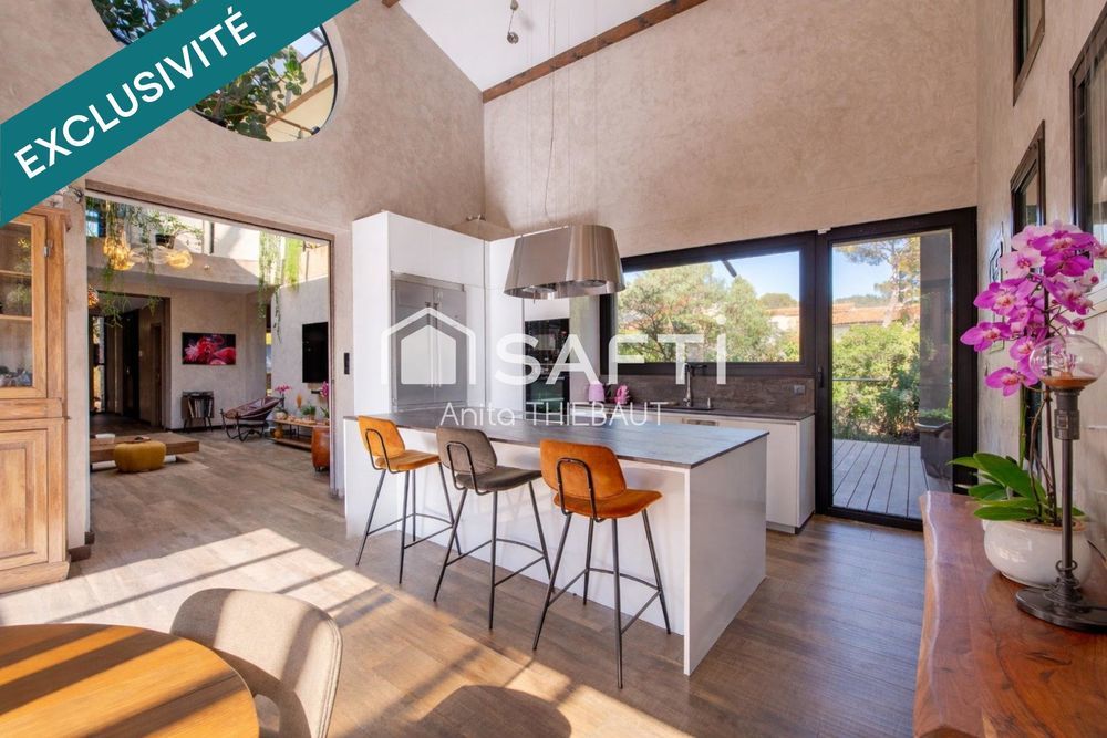 � vendre  Maison Saint-Rapha�l (83700)