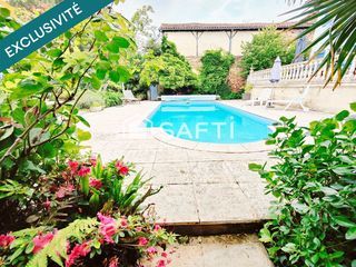  Maison � vendre 8 pi�ces 266 m�