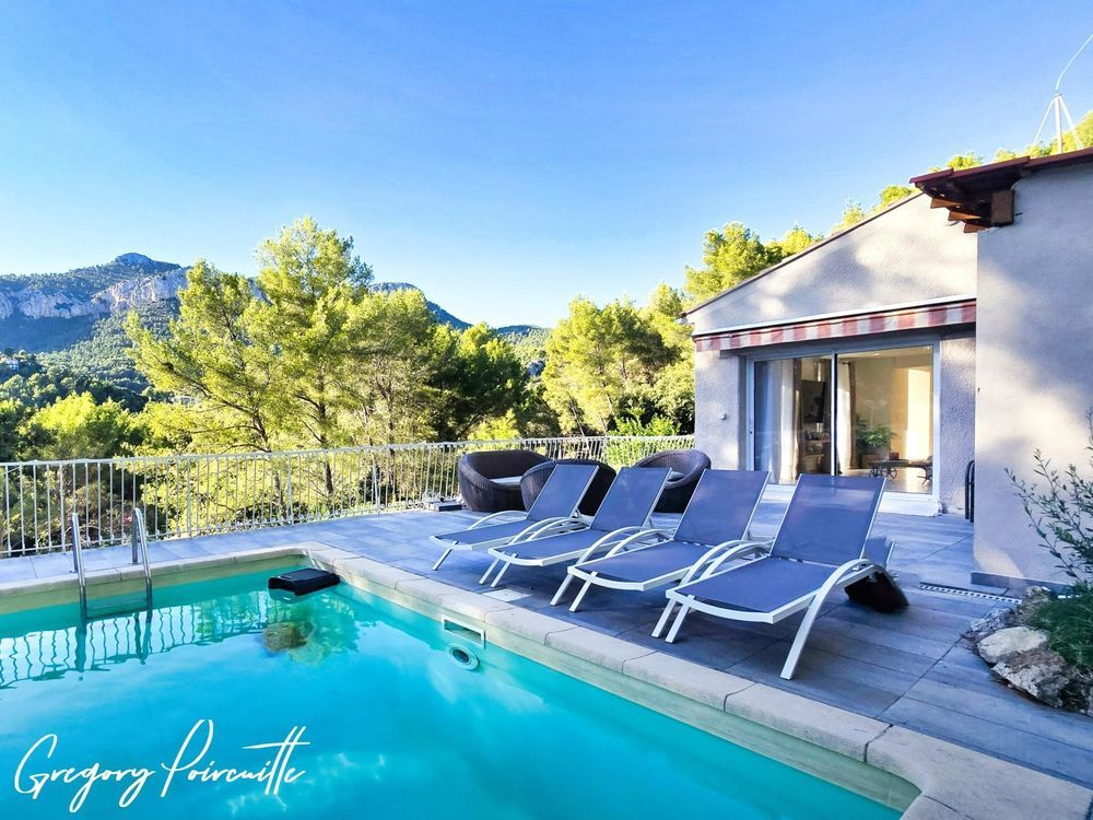 � vendre  Maison Le Revest-les-Eaux (83200)