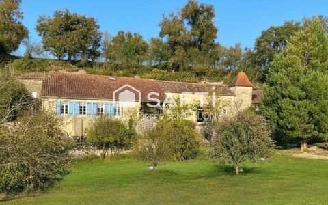   Domaine �questre avec maison et d�pendances Maison - 8 pi�ce(s) - 222 m�