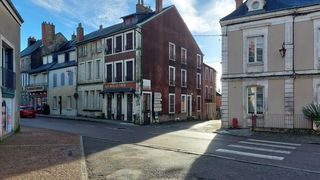  Immeuble � vendre 136 m�