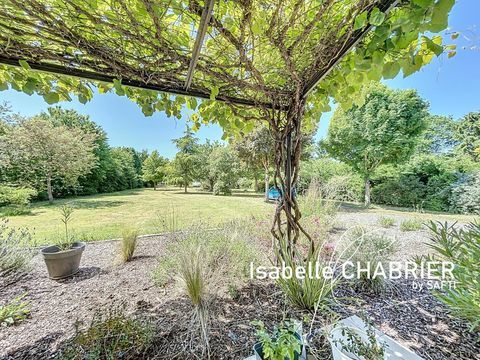   ETRICHE, GRANDE MAISON FAMILIALE AVEC BEAU TERRAIN Maison - 6 pi�ce(s) - 153 m�