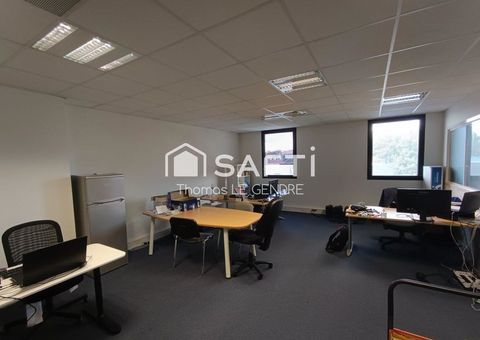 Bureau moderne et strat&eacute;gique &agrave; Saint-Herblain 121000 44800 Saint-herblain