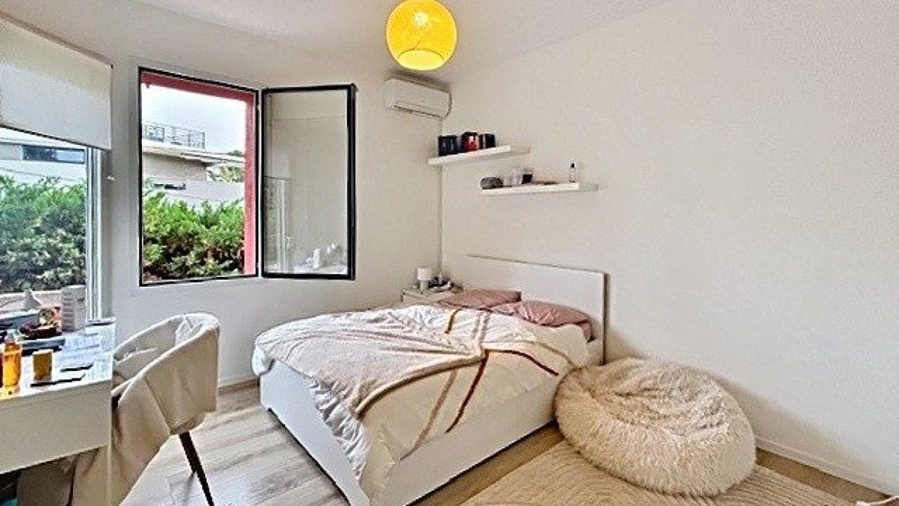 � vendre  Maison Saint-Rapha�l (83700)