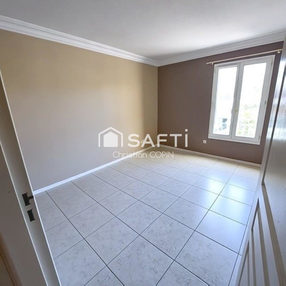 � vendre  Appartement Sanary-sur-Mer (83110)