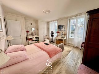  Maison � vendre 11 pi�ces 230 m�