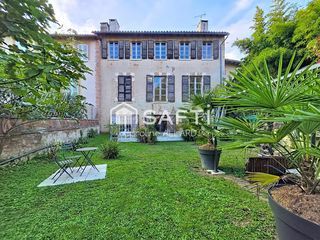  Maison � vendre 15 + pi�ces 332 m�